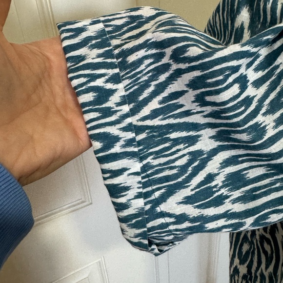 Pilcro Voile Surf Ikat Top - Picture 4 of 12